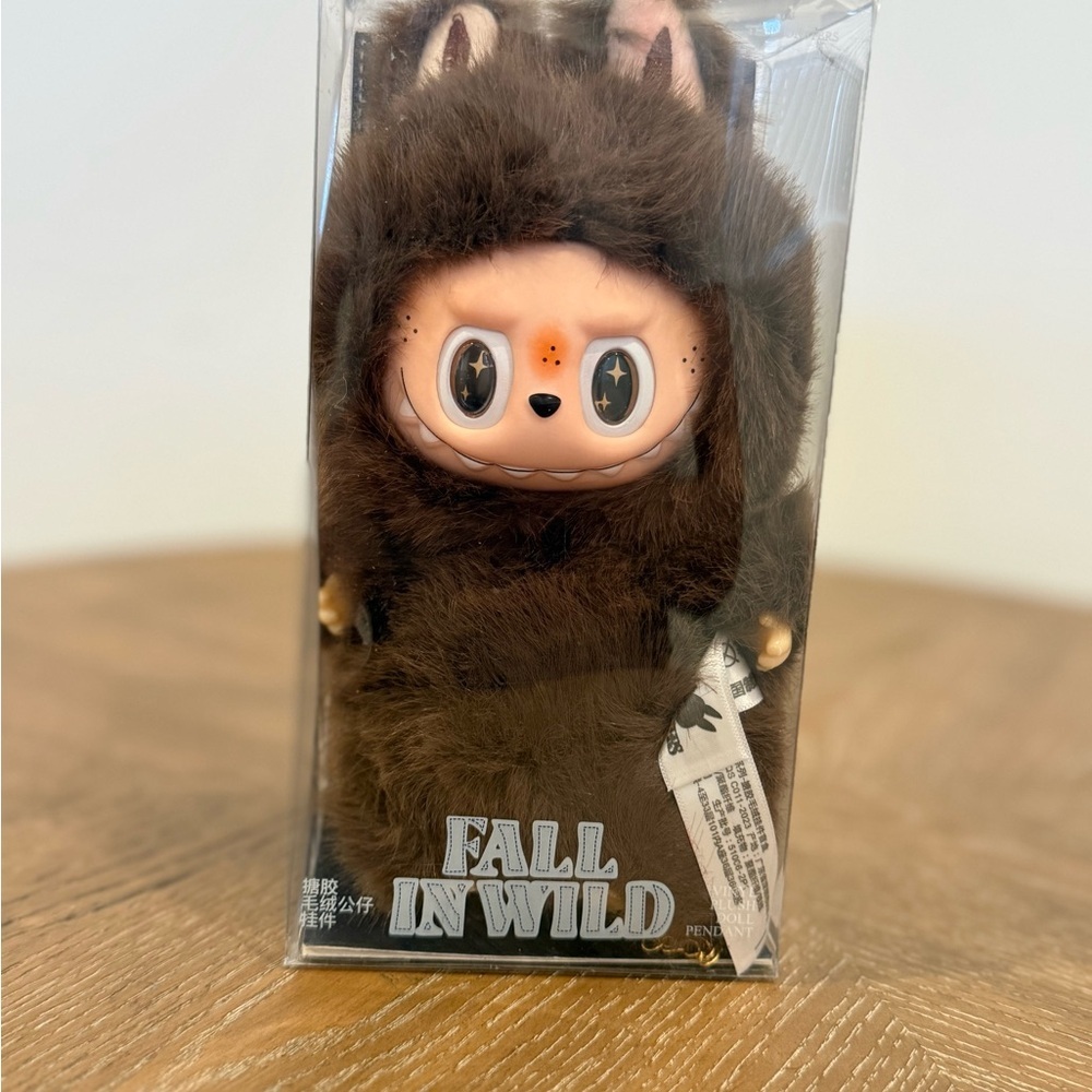 POP MART Labubu Fall in Wild Vinyl Plush Pendant – New in Box